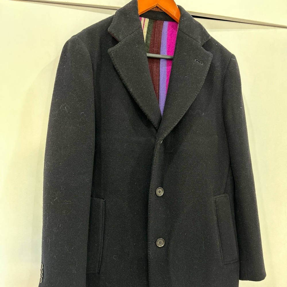 Beautiful Chic Etro coat for men. Fits small/medium.